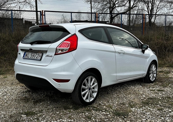 Ford Fiesta cena 35500 przebieg: 111300, rok produkcji 2016 z Warszawa małe 79